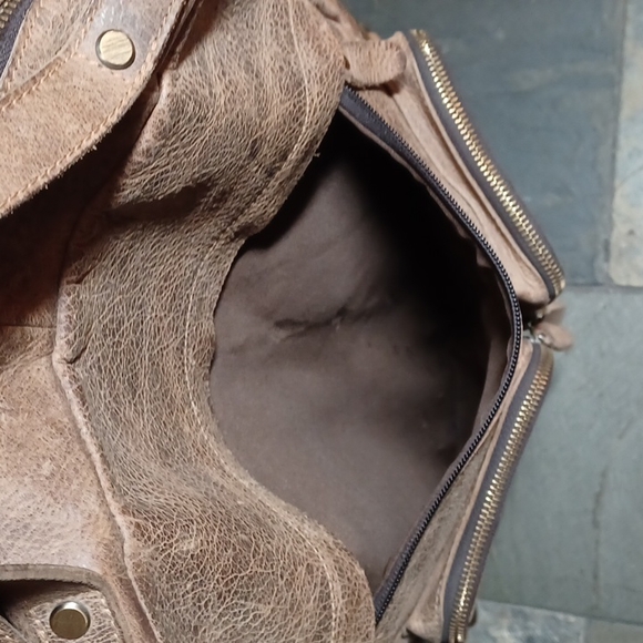 XL Distressed leather back pack. - Picture 7 of 7